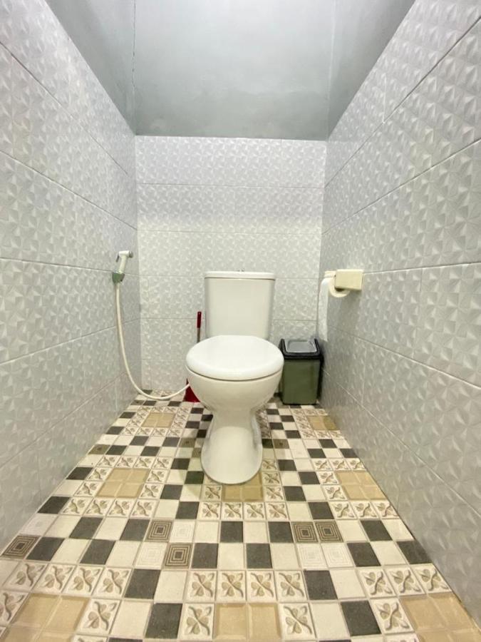 Tara Hostel Batununggul エクステリア 写真