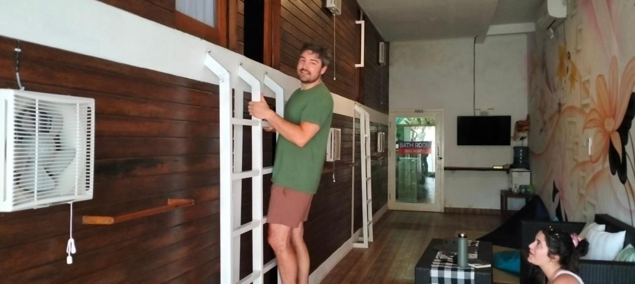 Tara Hostel Batununggul エクステリア 写真